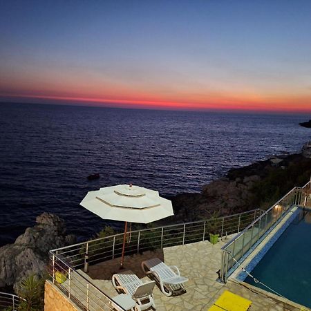Paradise Beachfront View 1 Bar Exterior foto
