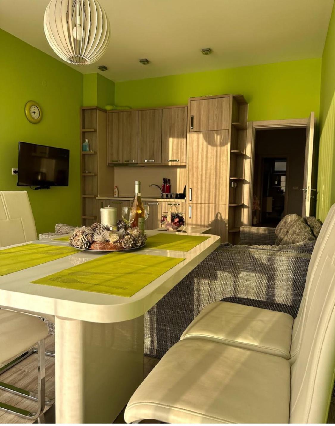 Paradise Beachfront View 1 Bar Exterior foto
